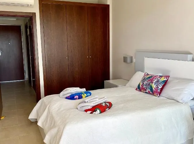 New Stunning Ocean Aprt In 